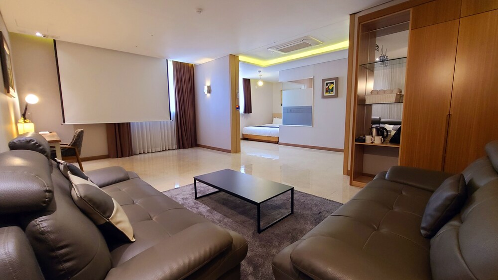 Benikea Yangsan Hotel 35/49