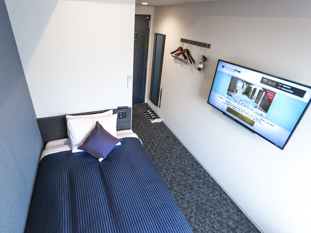 Hotel Livemax Akasaka 29/46