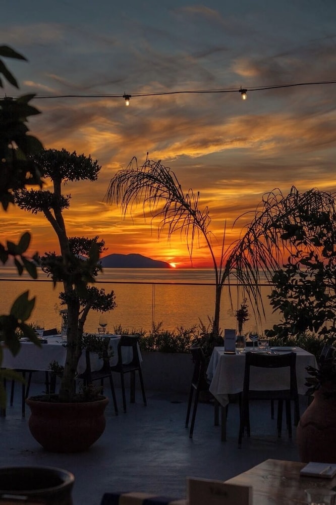 Valza Boutique Hotel 53/64
