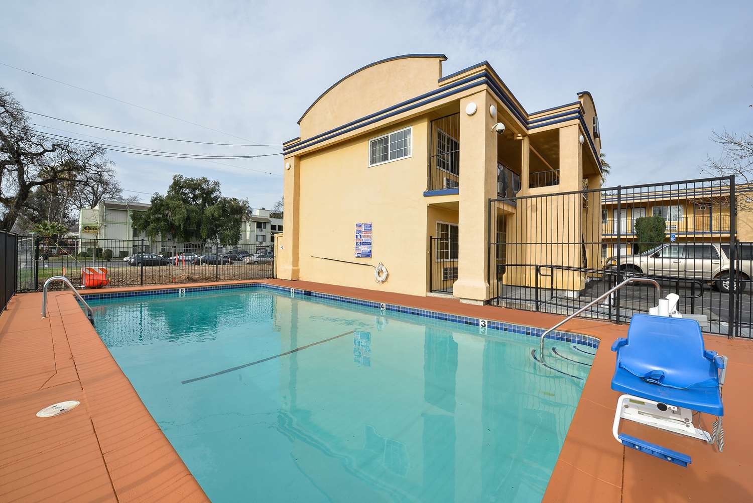 Americas Best Value Inn Chico 23/30