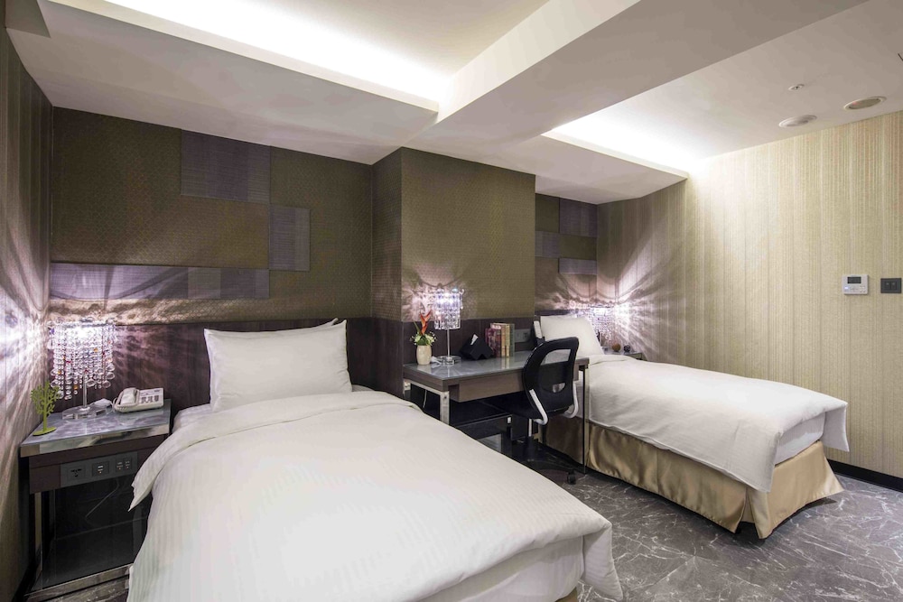 Hotel I Journey 12/64