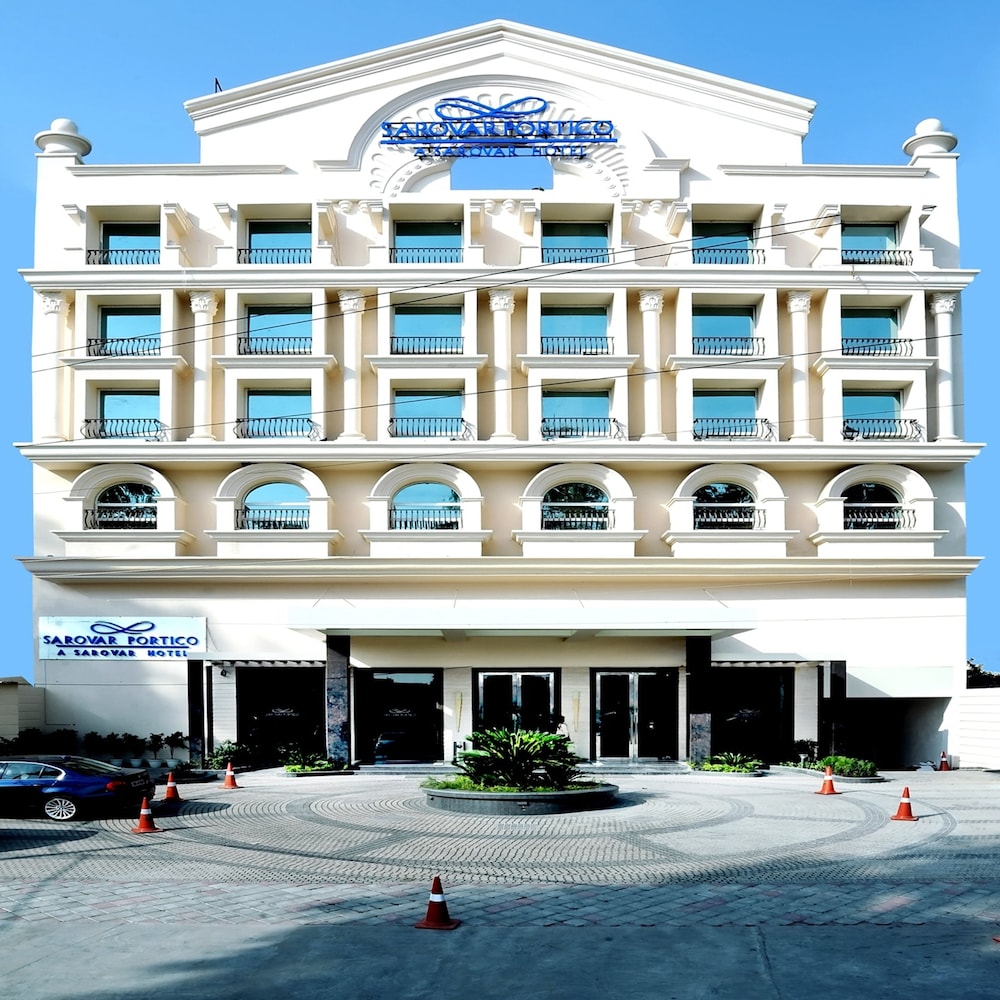 Sarovar Portico 2/50