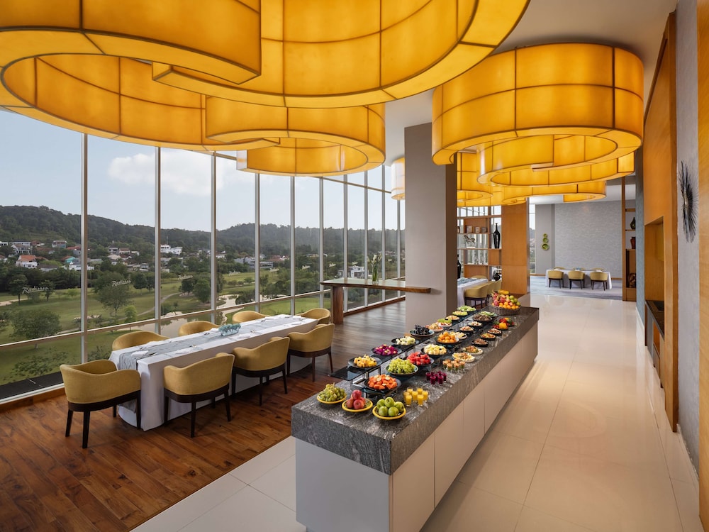 Radisson Golf And Convention Center Batam 54/74