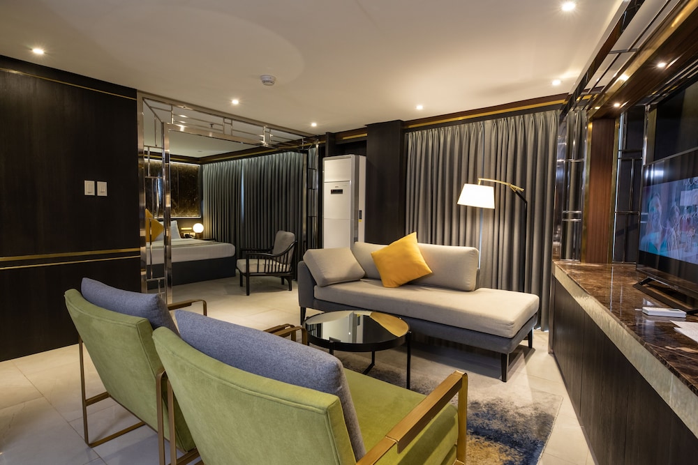 Star Plaza Hotel 36/54
