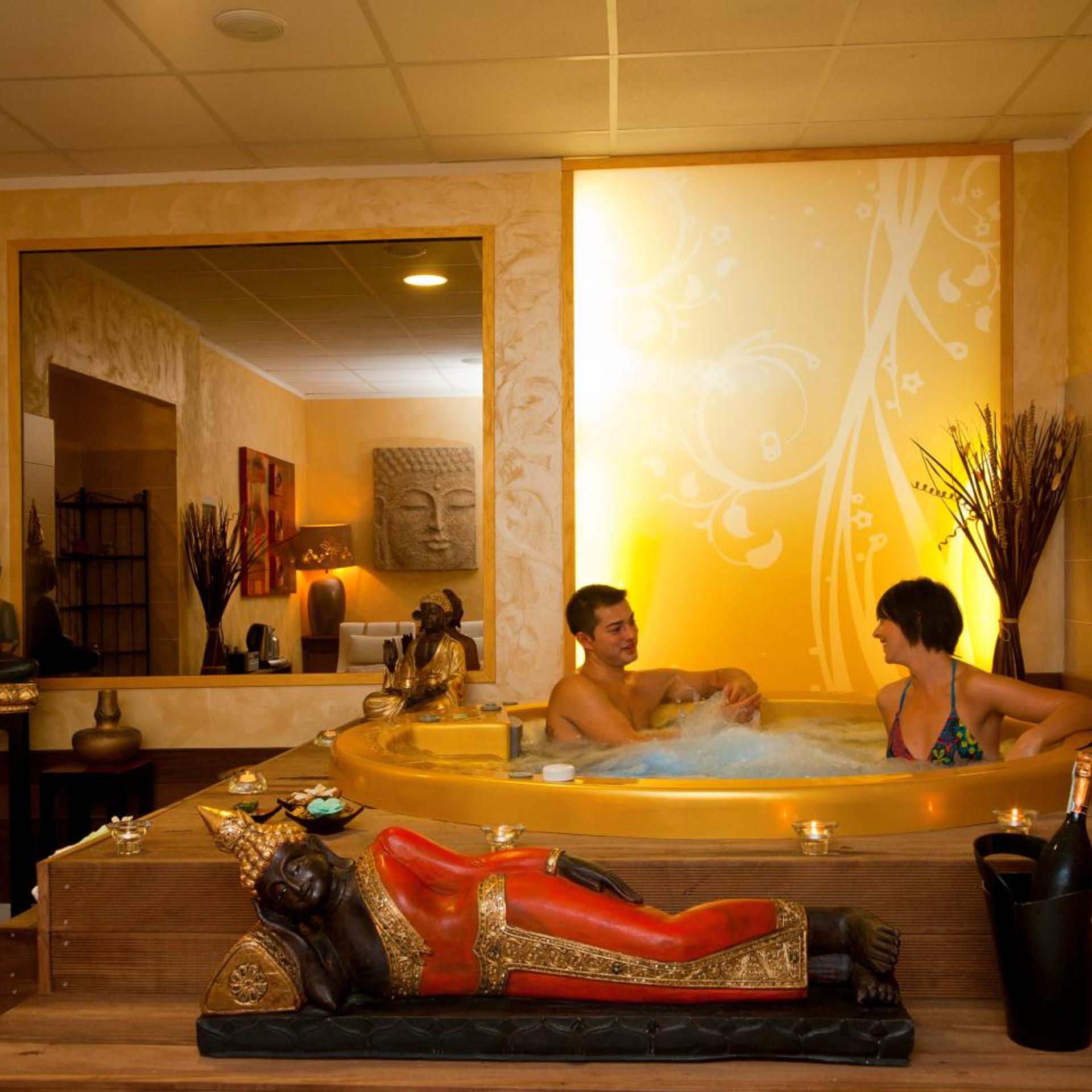 Hotel Jumbo 18/50