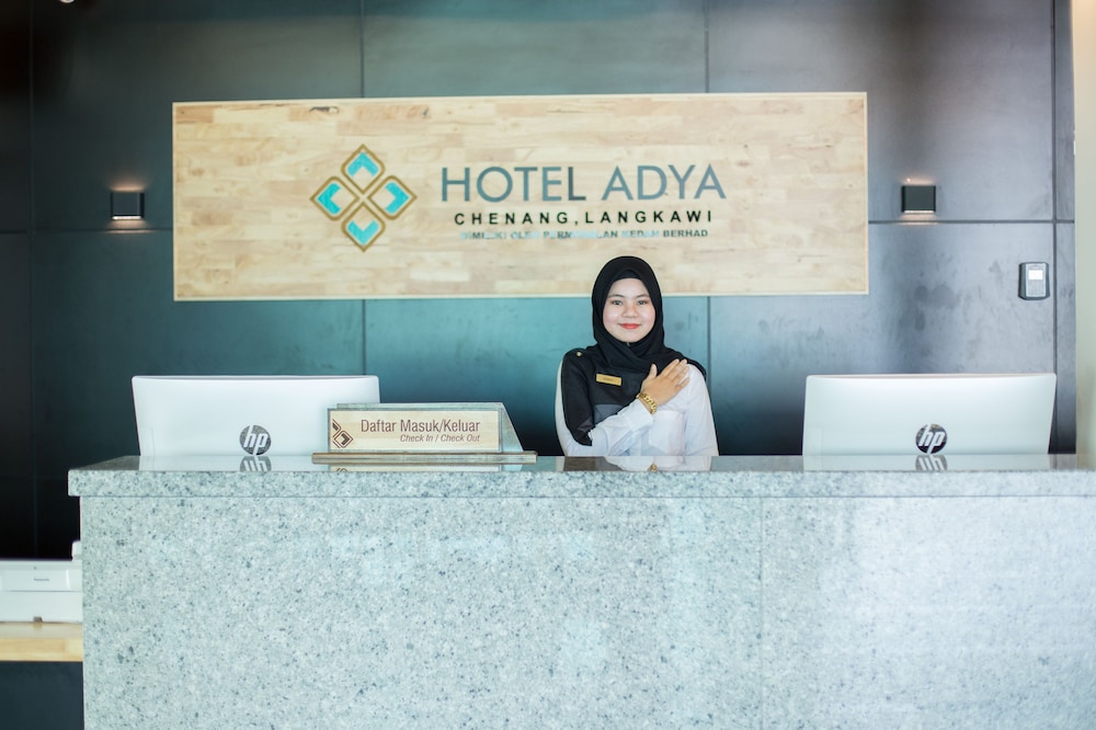 Hotel Adya Express 11/60