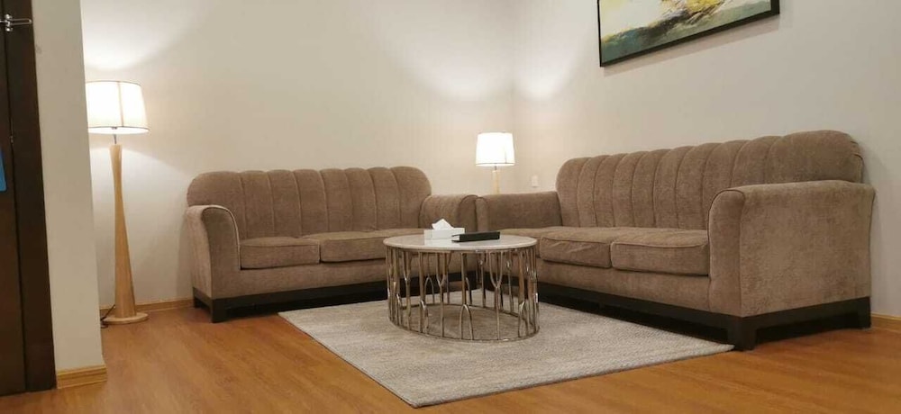 فندق تريبر ان(Tripper inn Hotel) 23/37