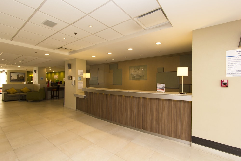 Holiday Inn Express Guadalajara Aeropuerto an IHG Hotel 19/58