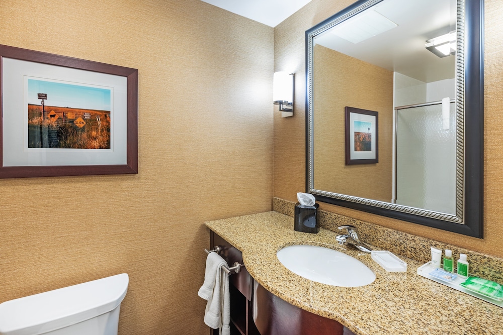 Holiday Inn Ardmore I 35 17/49