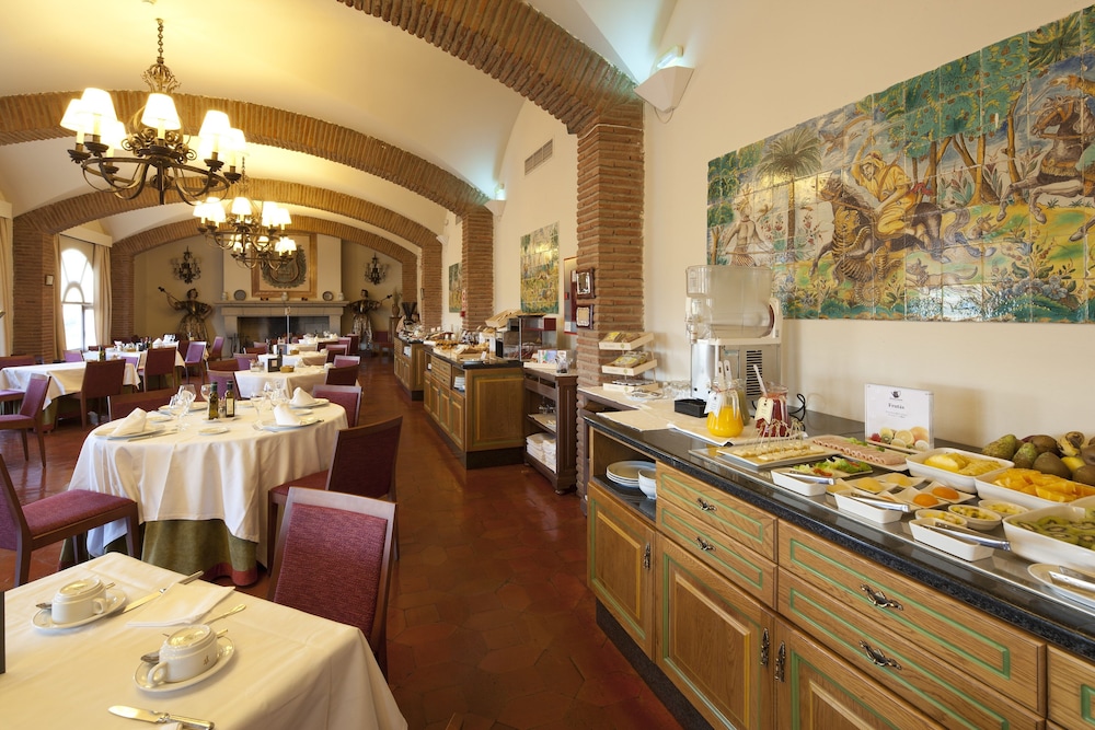 Parador De Benavente 45/63