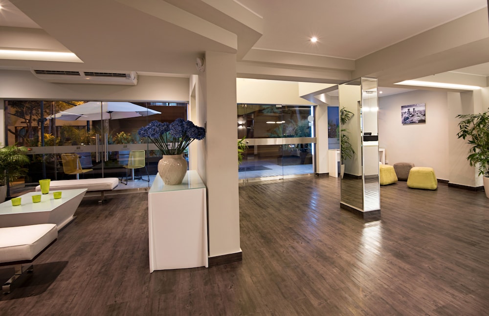 Mariel Hotel 33/53