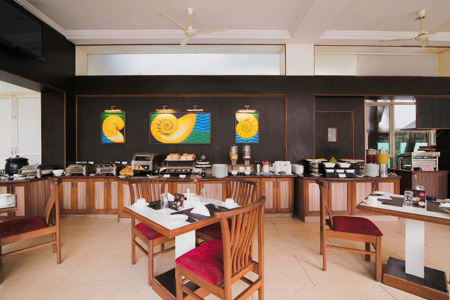 Clarion Hotel Ocean Palms Goa 25/28