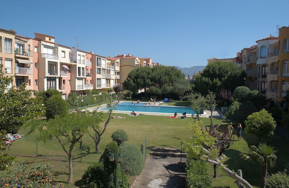 Apartments Comte D Empuries 46/50