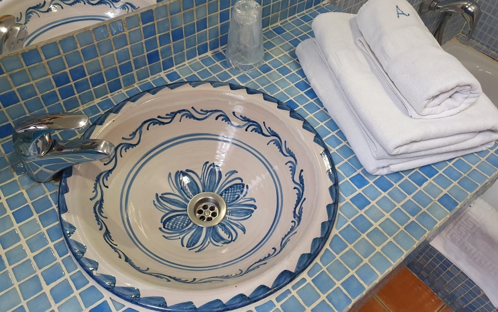 Arteaga Hostal & Baños Árabes Elvira 40/50