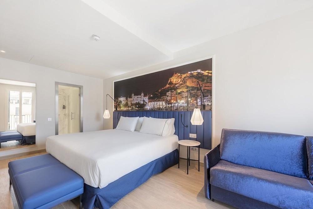 Eurostars Mediterranea Plaza 23/79