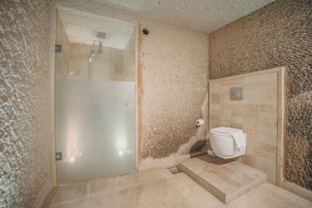 Erenbey Cave Hotel 47/50