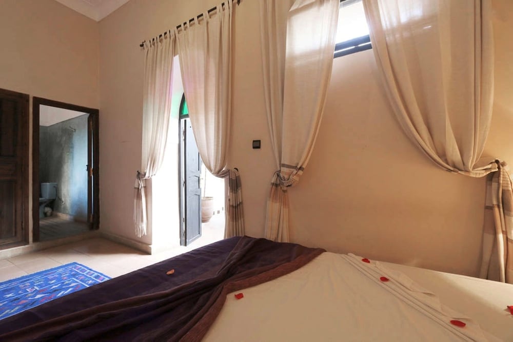 Riad Azalia 39/63