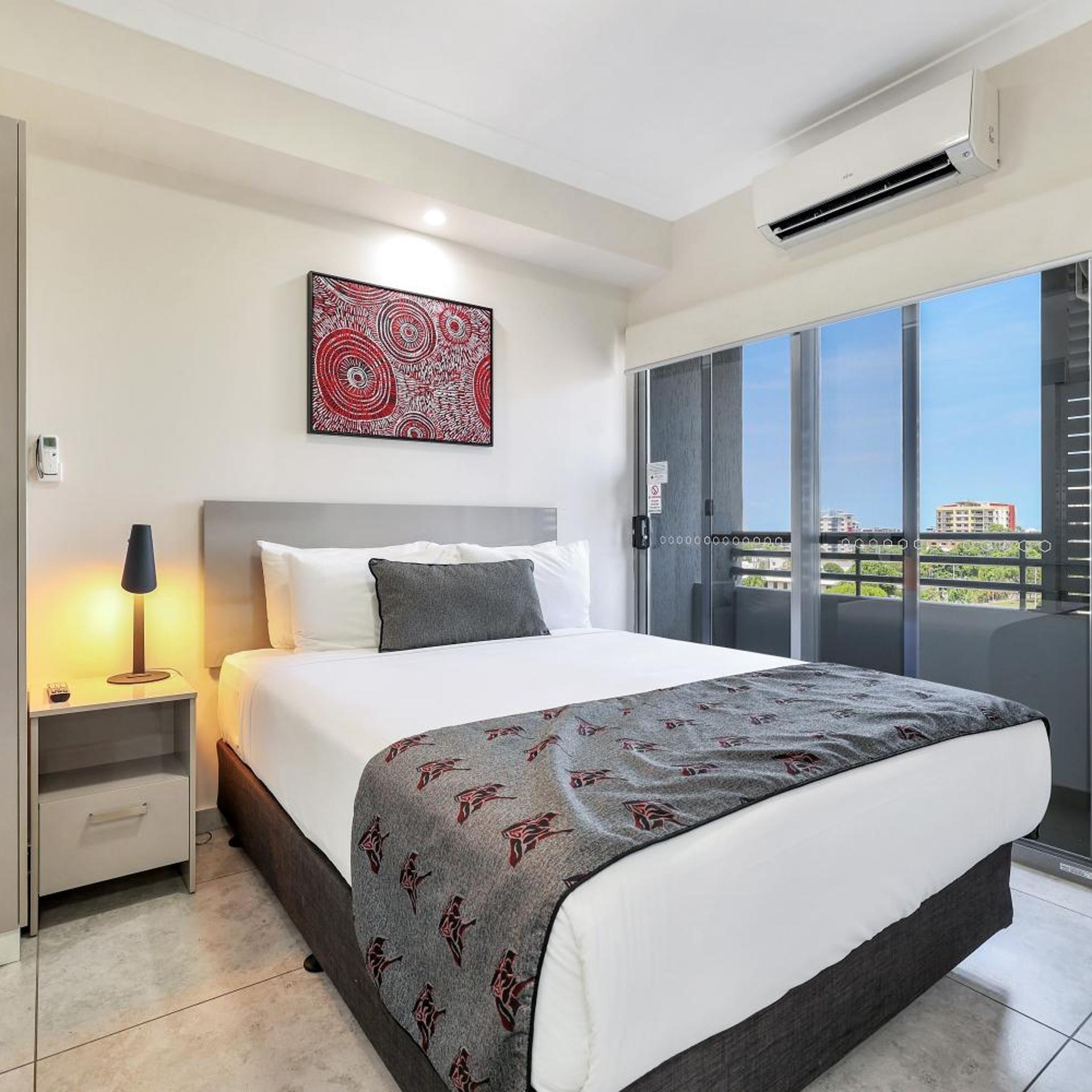 Premier, Suite, King Bed, Queen Bed
