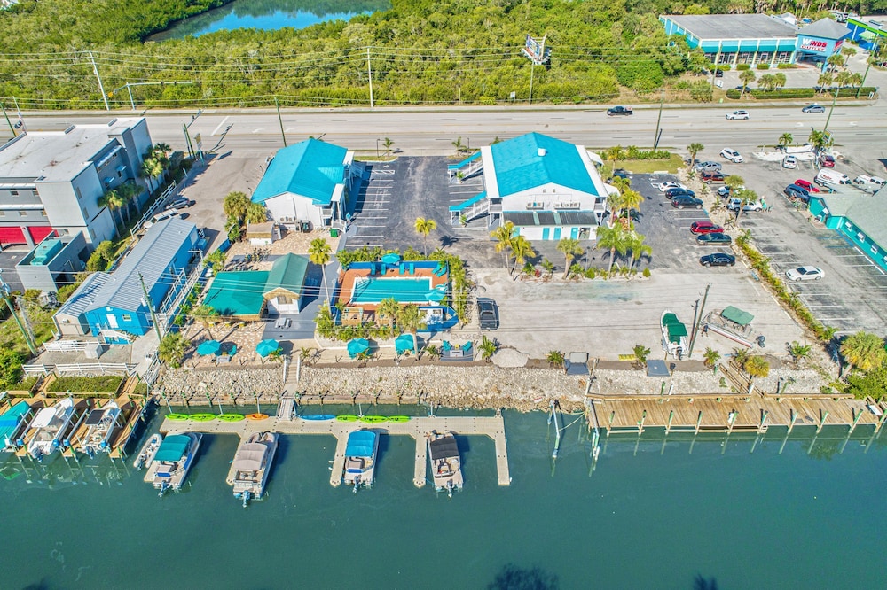 Latitude 26 Waterfront Resort & Marina 57/66