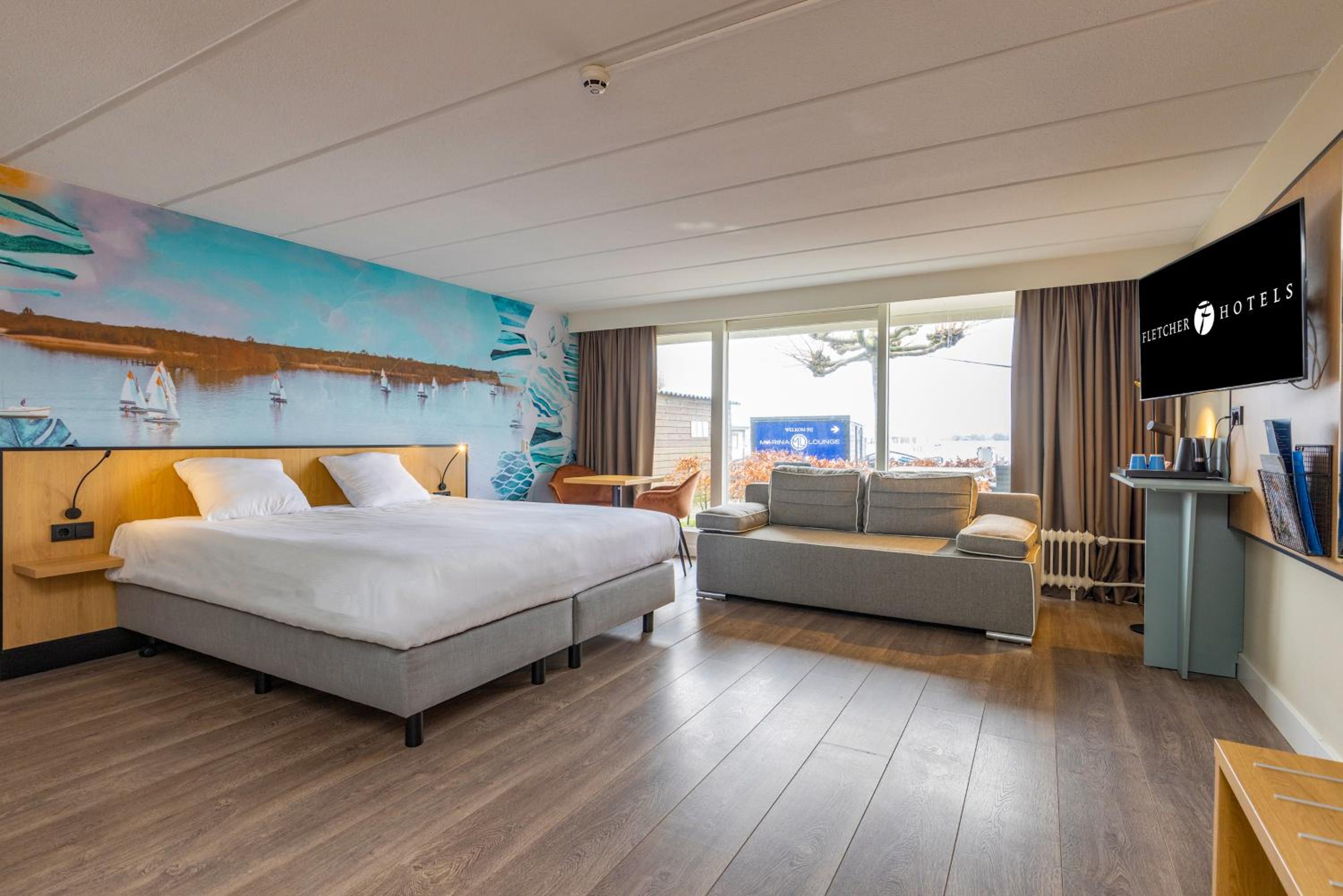 Comfort, Double Bed, with View, French Balcony