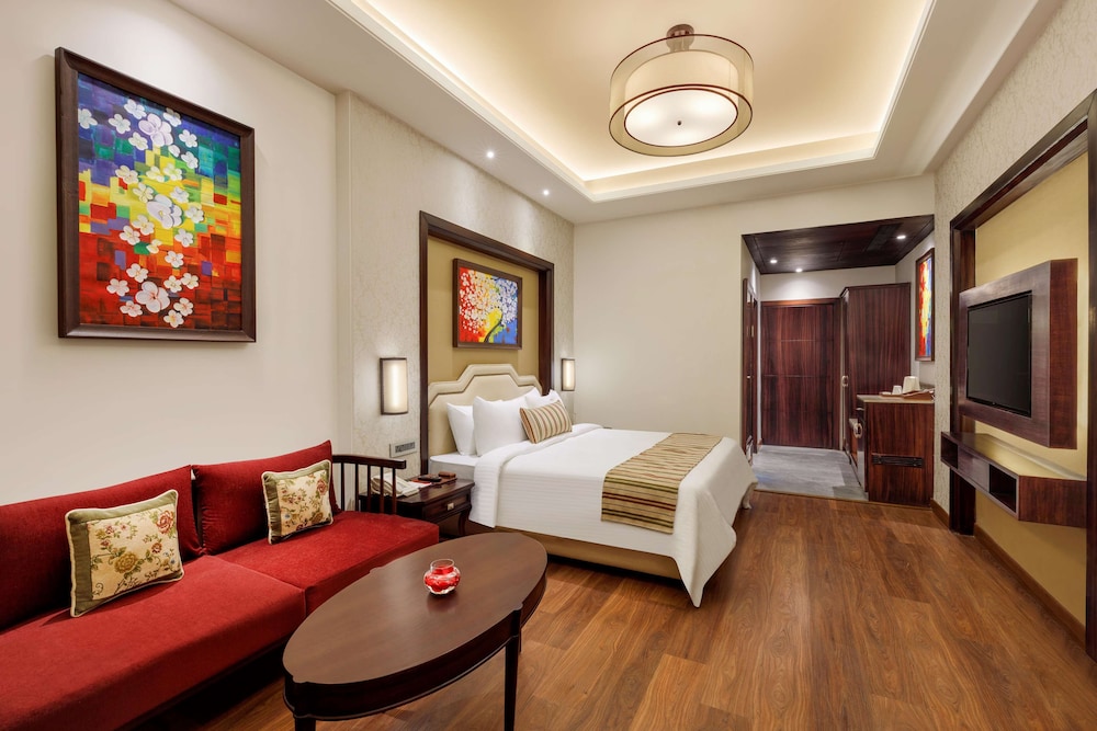 Sarovar Portico Dehradun 10/40