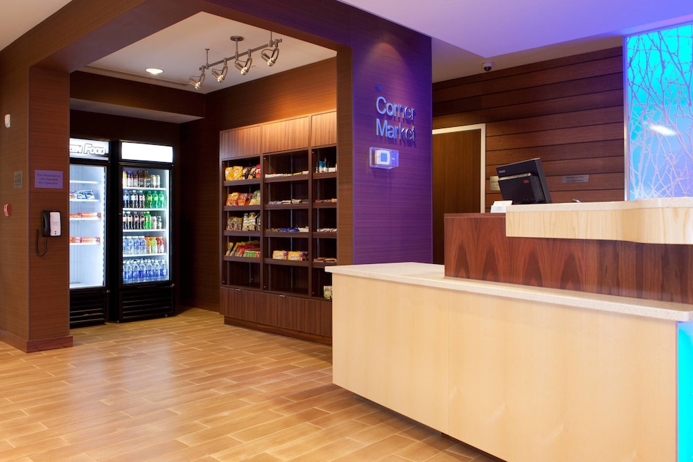 Fairfield Inn And Suites By Marriott Lethbridge 7/36