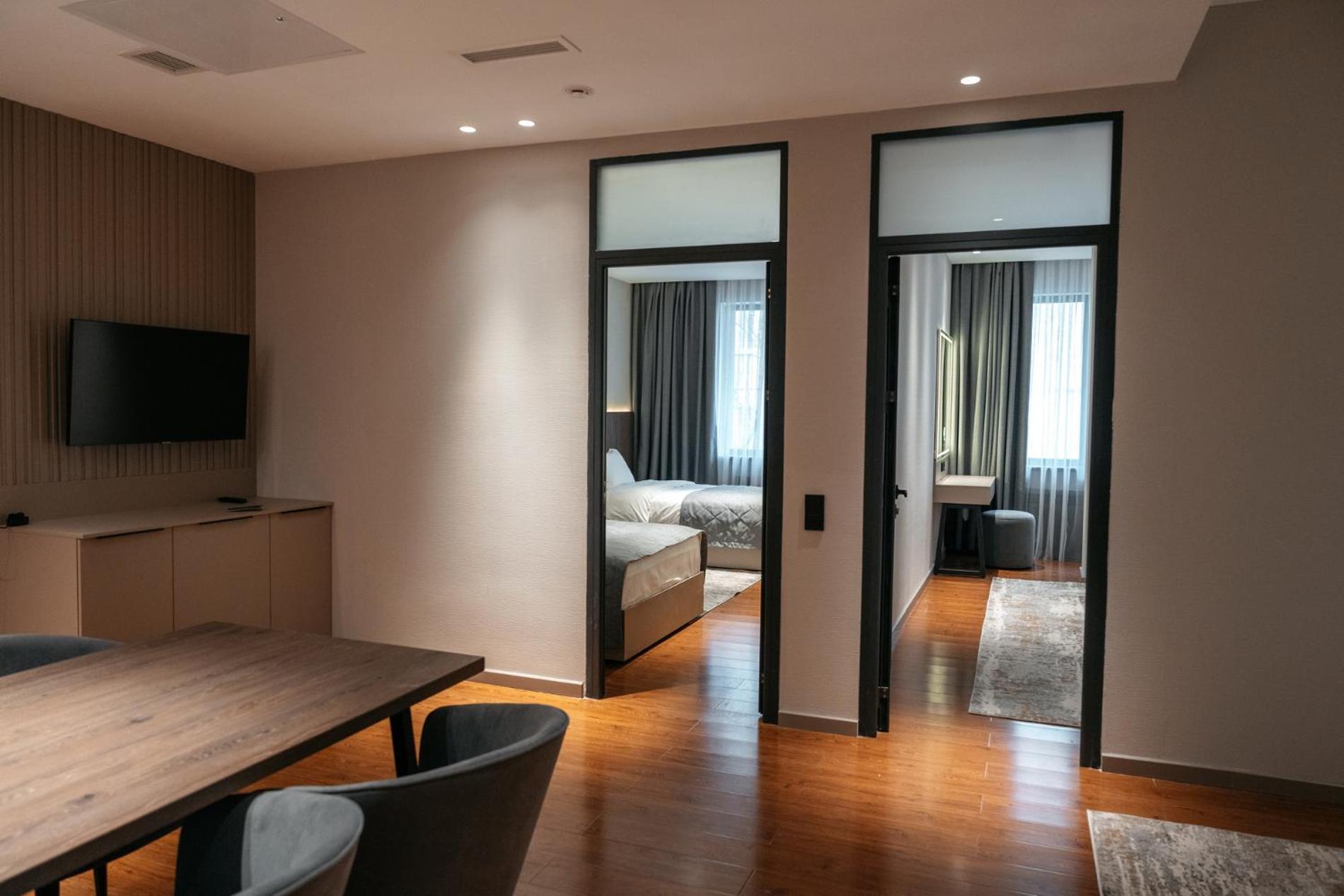 Raavah Aparthotel Almaty 44/59