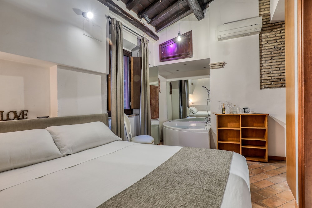 Luxury Navona 15/58