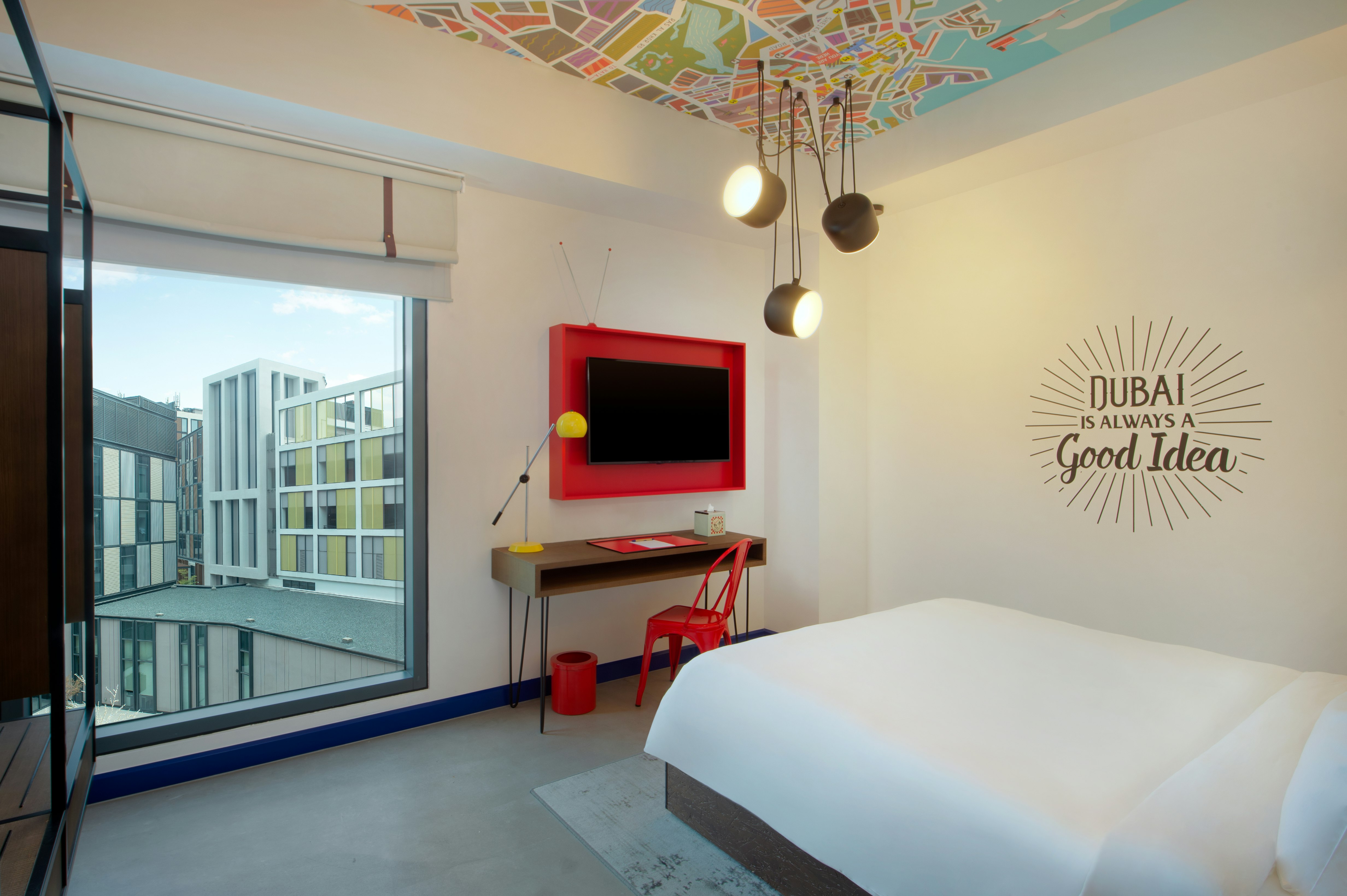 ROOM, QUEEN BED, ACCESSIBLE