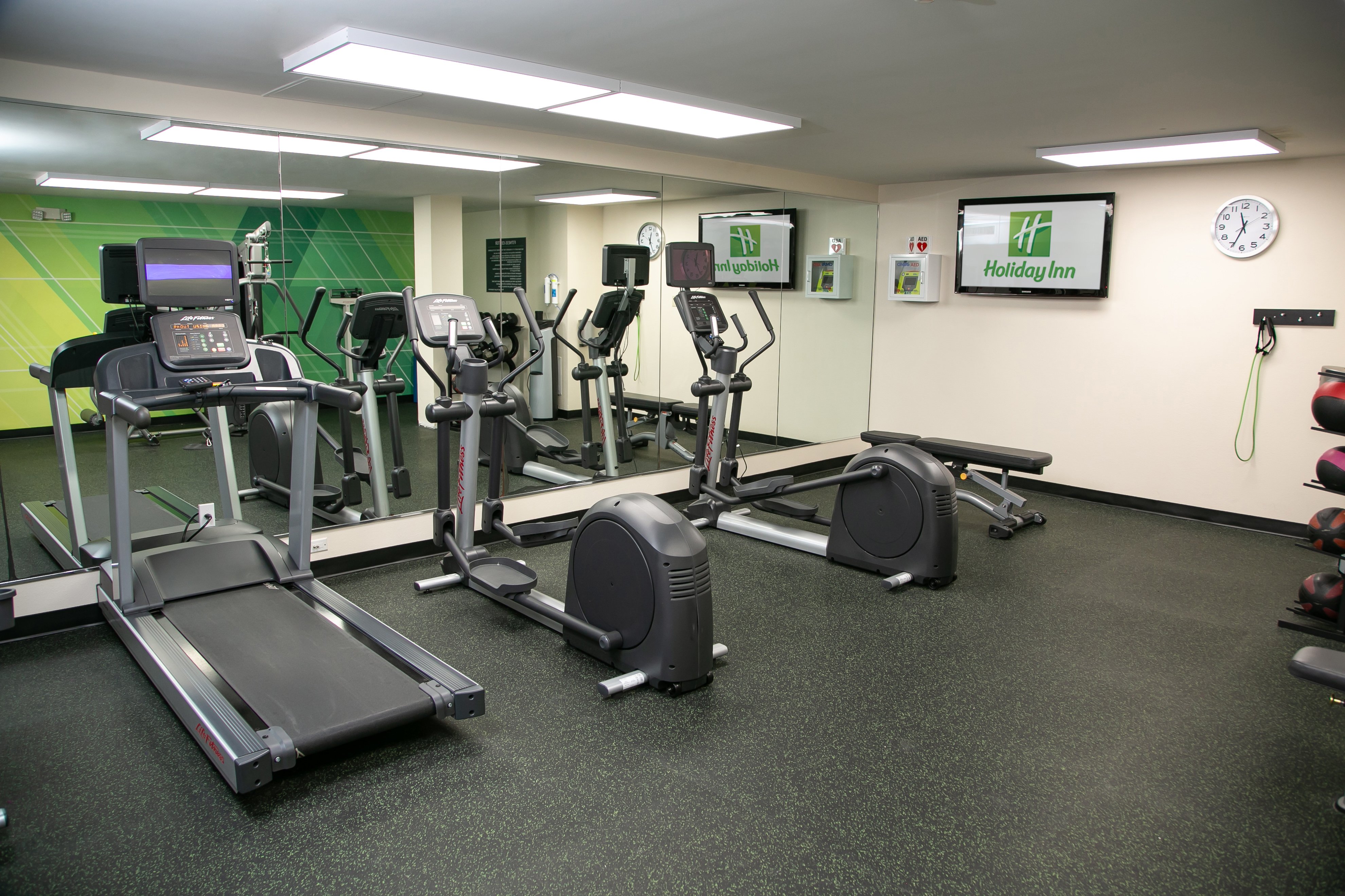 Holiday Inn Metairie New Orleans Airport 27/55