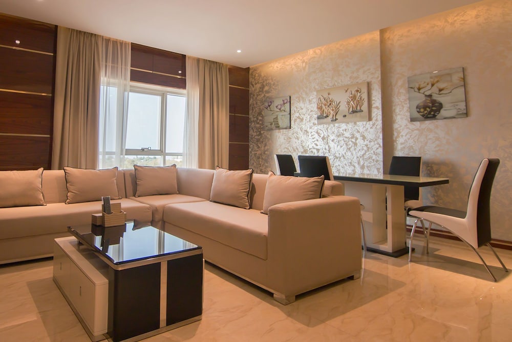 City Park Hotel Apartments 41/64