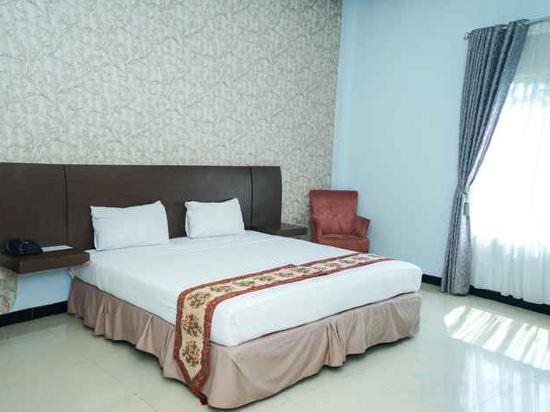Nala Sea Side Hotel 3/8