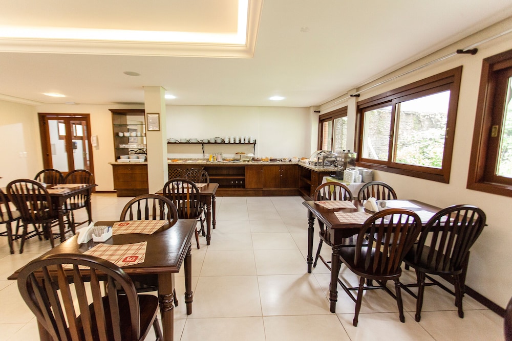 Tri Hotel Lago Gramado 36/50