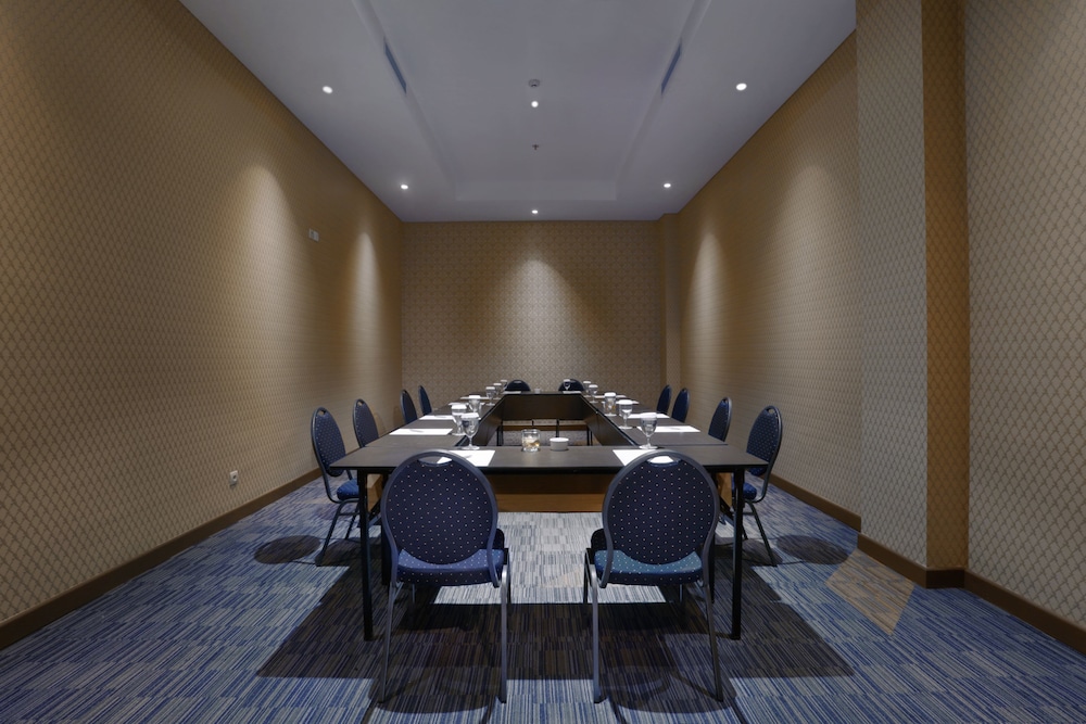 Aston Banyuwangi Hotel & Conference Center 43/50