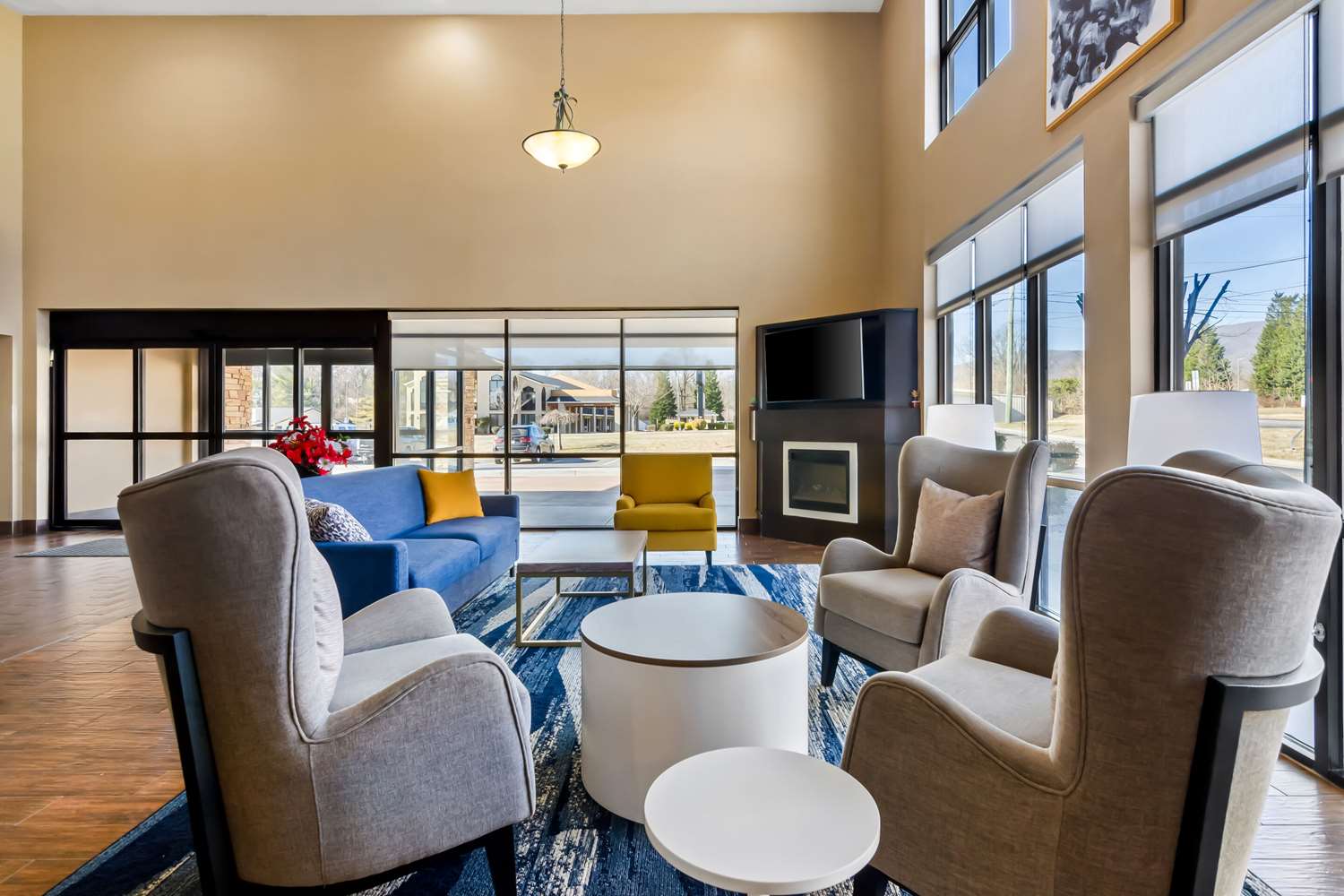 Comfort Suites Salem Roanoke I 81 15/24