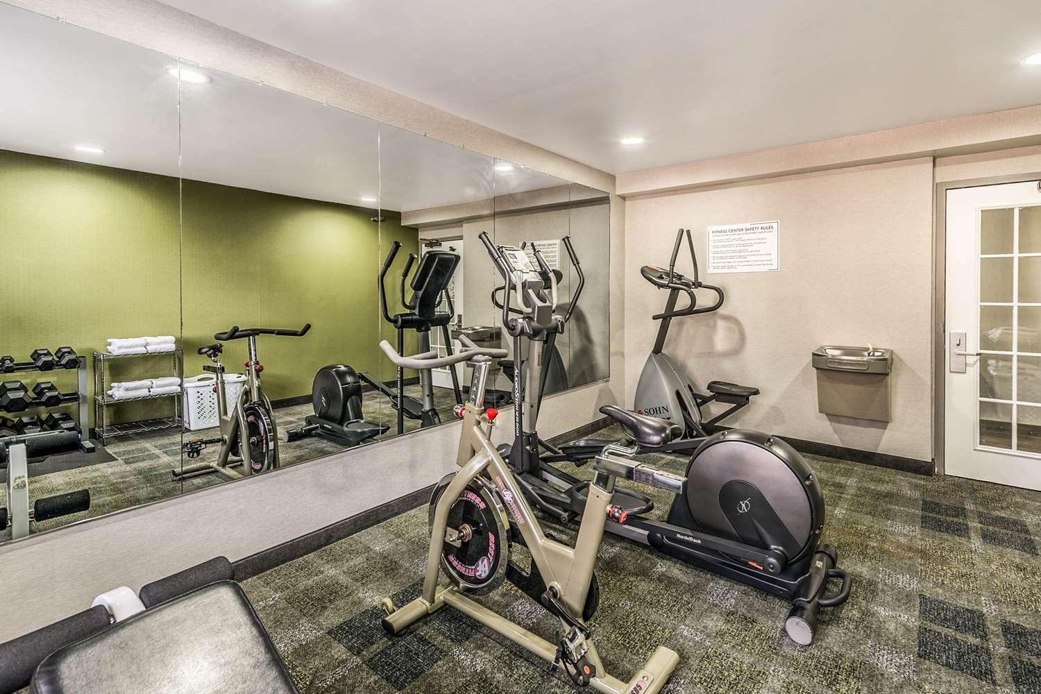 Quality Inn Grove City - Columbus South 7/12