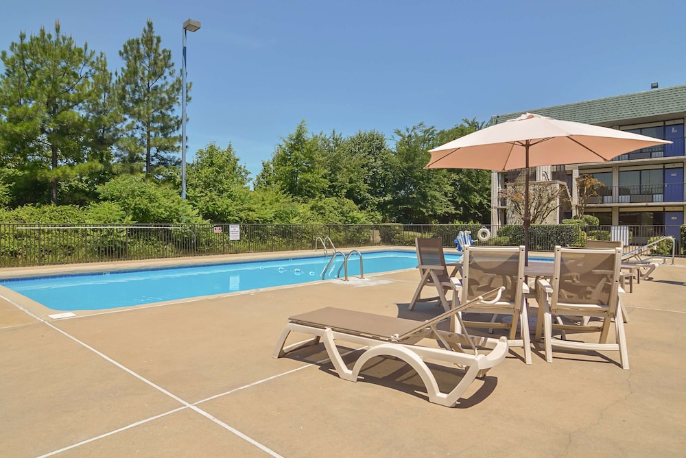 Motel6 Little Rock, AR - West 28/41