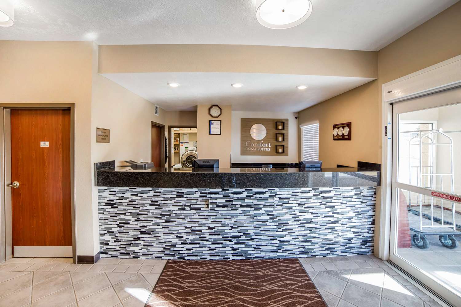 Comfort Inn & Suites Woods Cross - Salt Lake City North 4/43