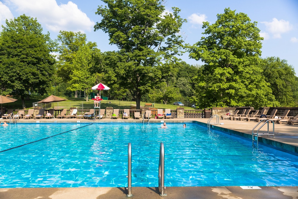 Oglebay Resort Conference Center 7/65