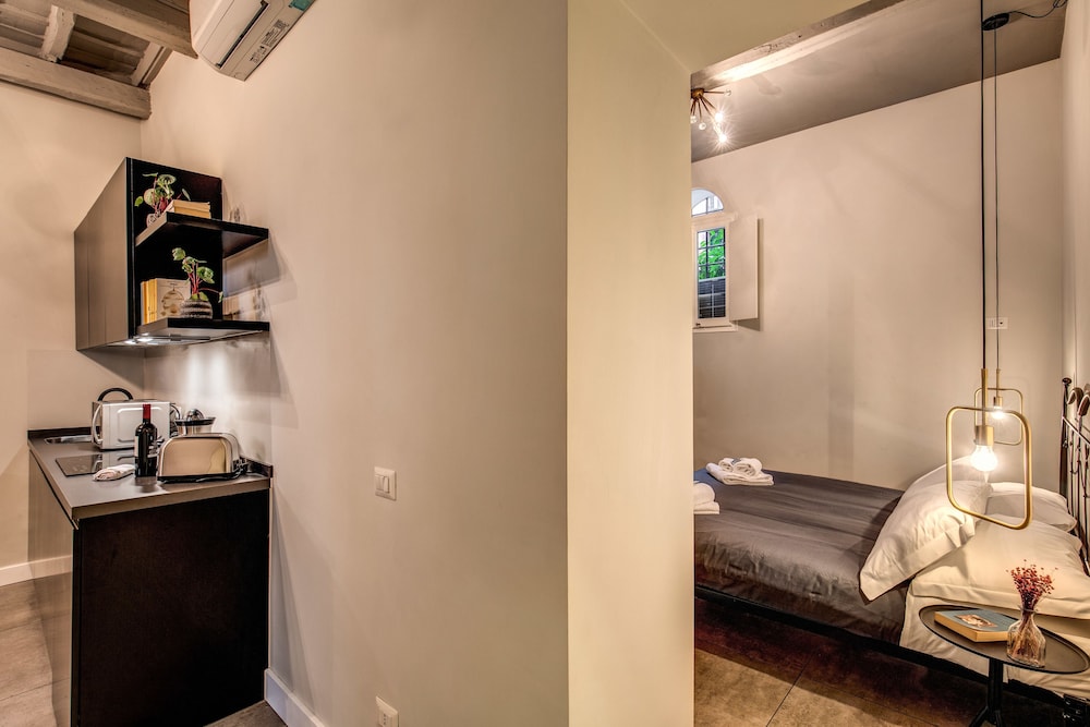 St Eligio Suite 21/21