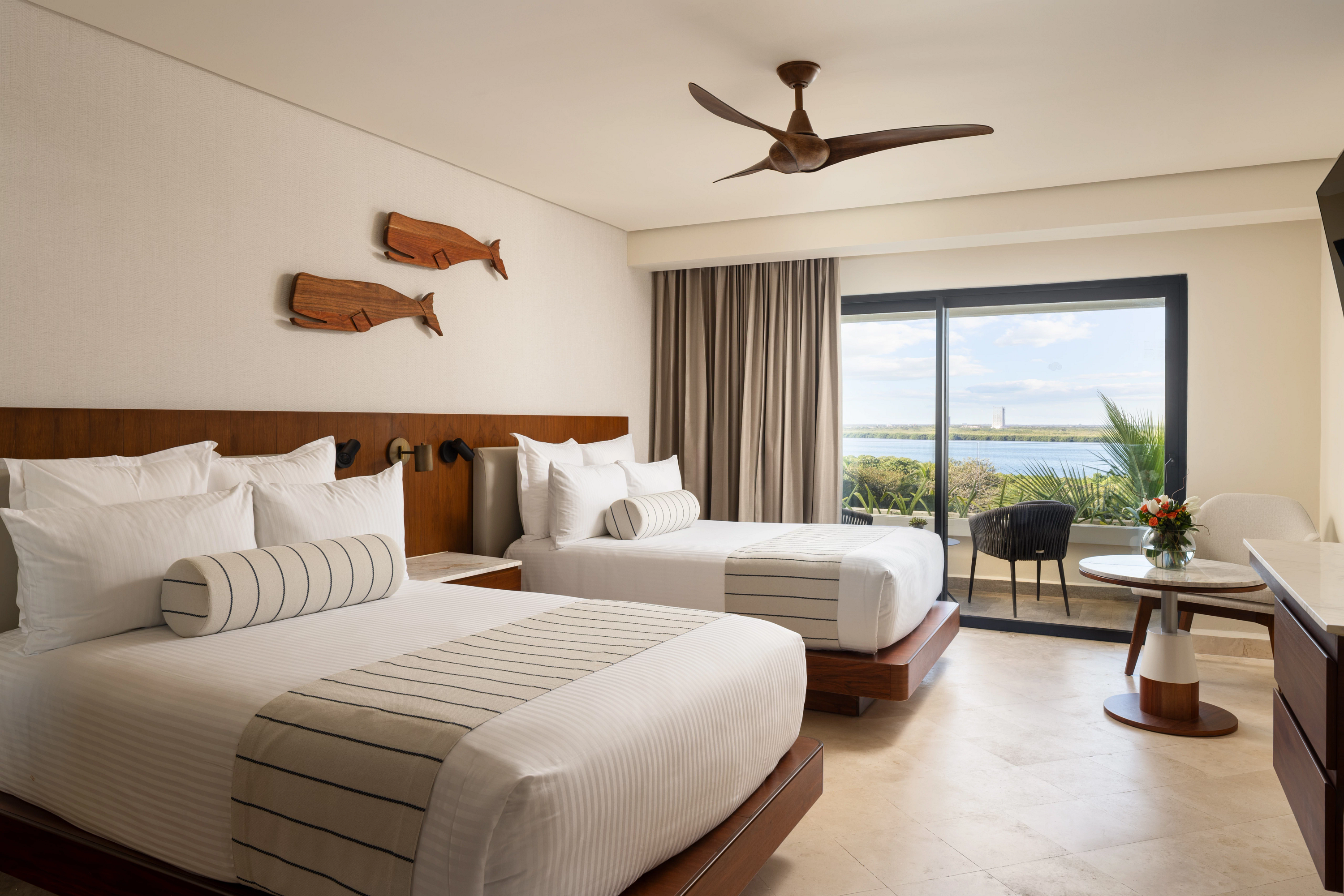 Deluxe, Double Bed, Lagoon View, Balcony