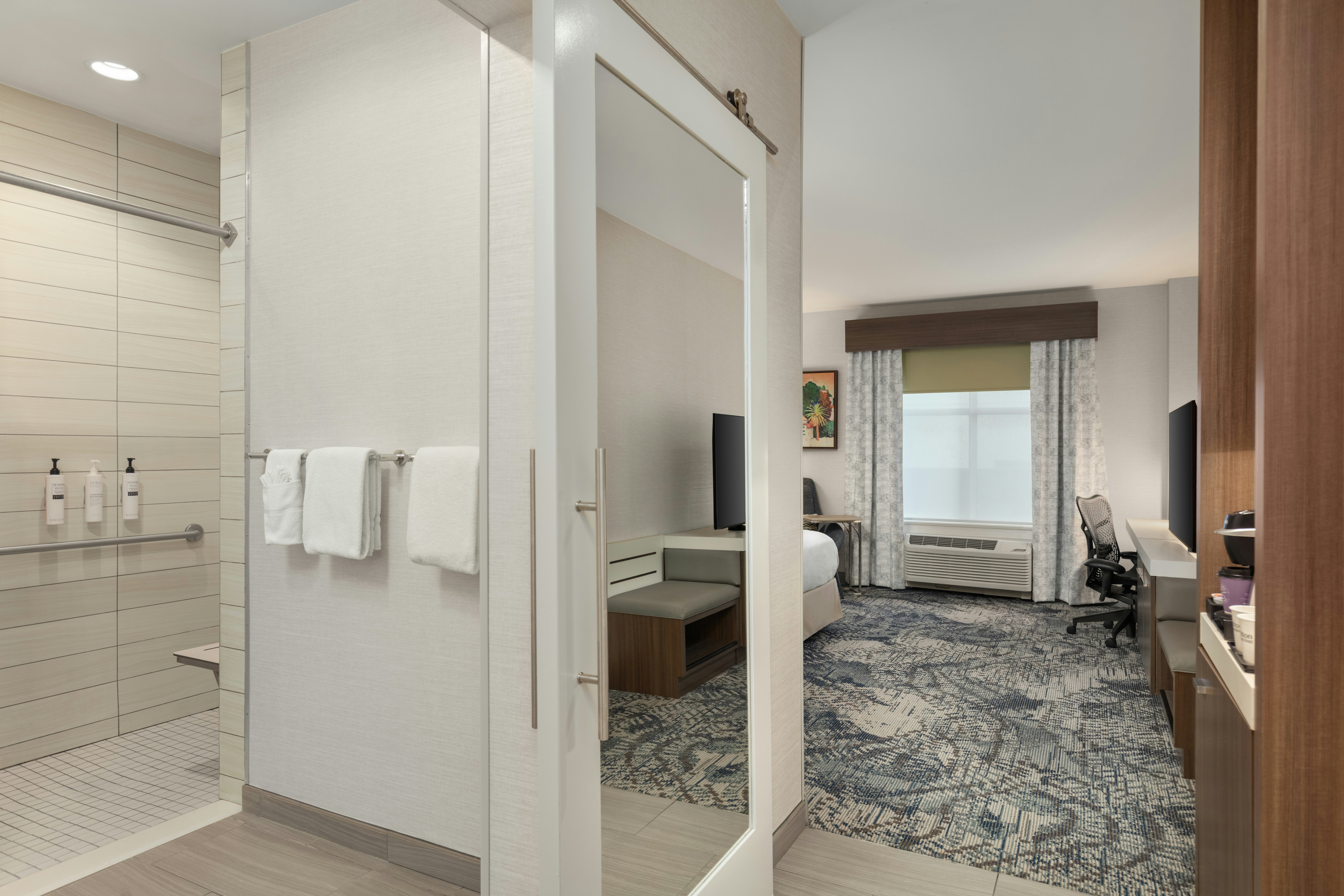 غرفة بسرير كينج لذوي الإعاقة، Hilton Garden Inn Santa Barbara/Goleta 8/9