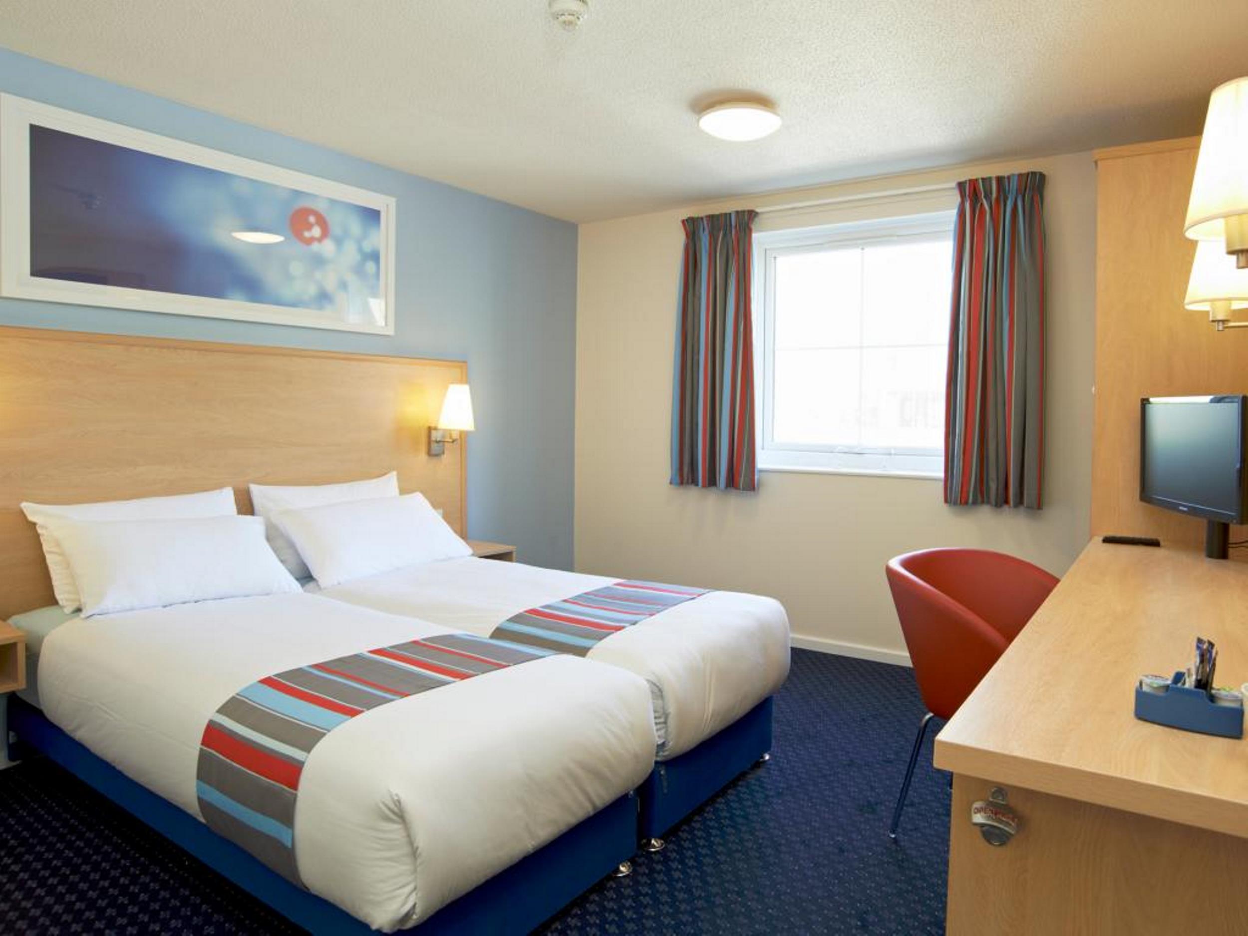 Travelodge Wirral Eastham 6/20