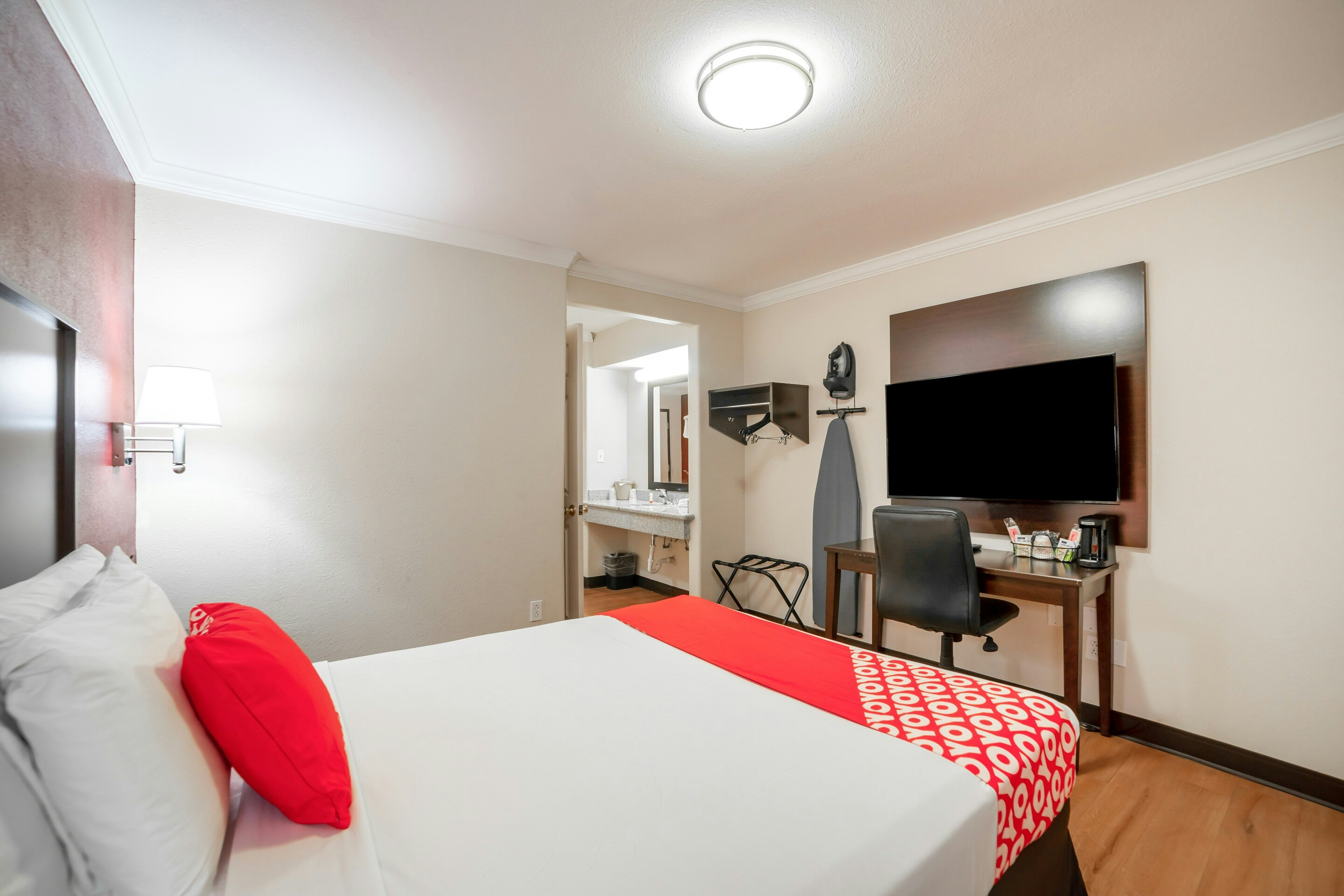 OYO Hotel McAllen Airport South 21/61