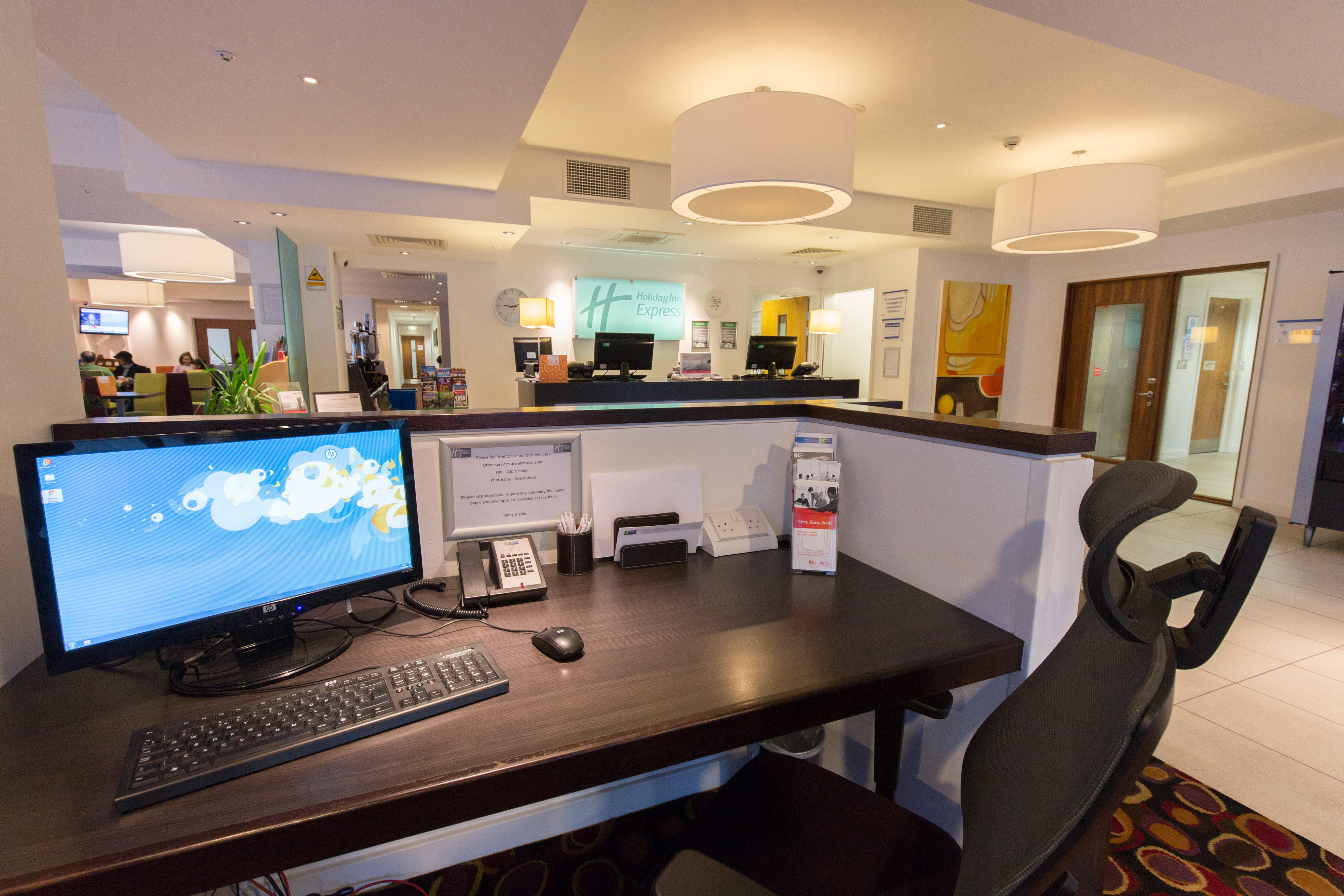 HOLIDAY INN EXPRESS BIRMINGHAM-SOUTH A45 28/30