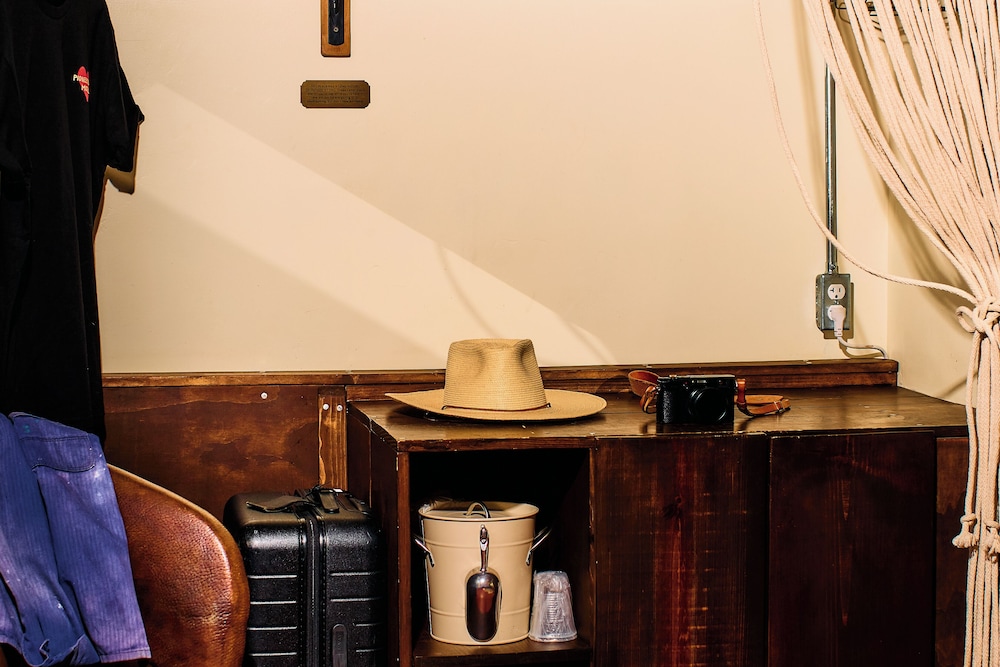 Pioneertown Motel 36/53