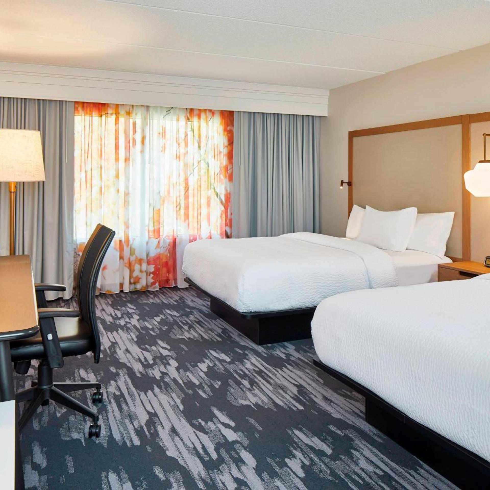 Room, King Bed, 2 Queen Beds