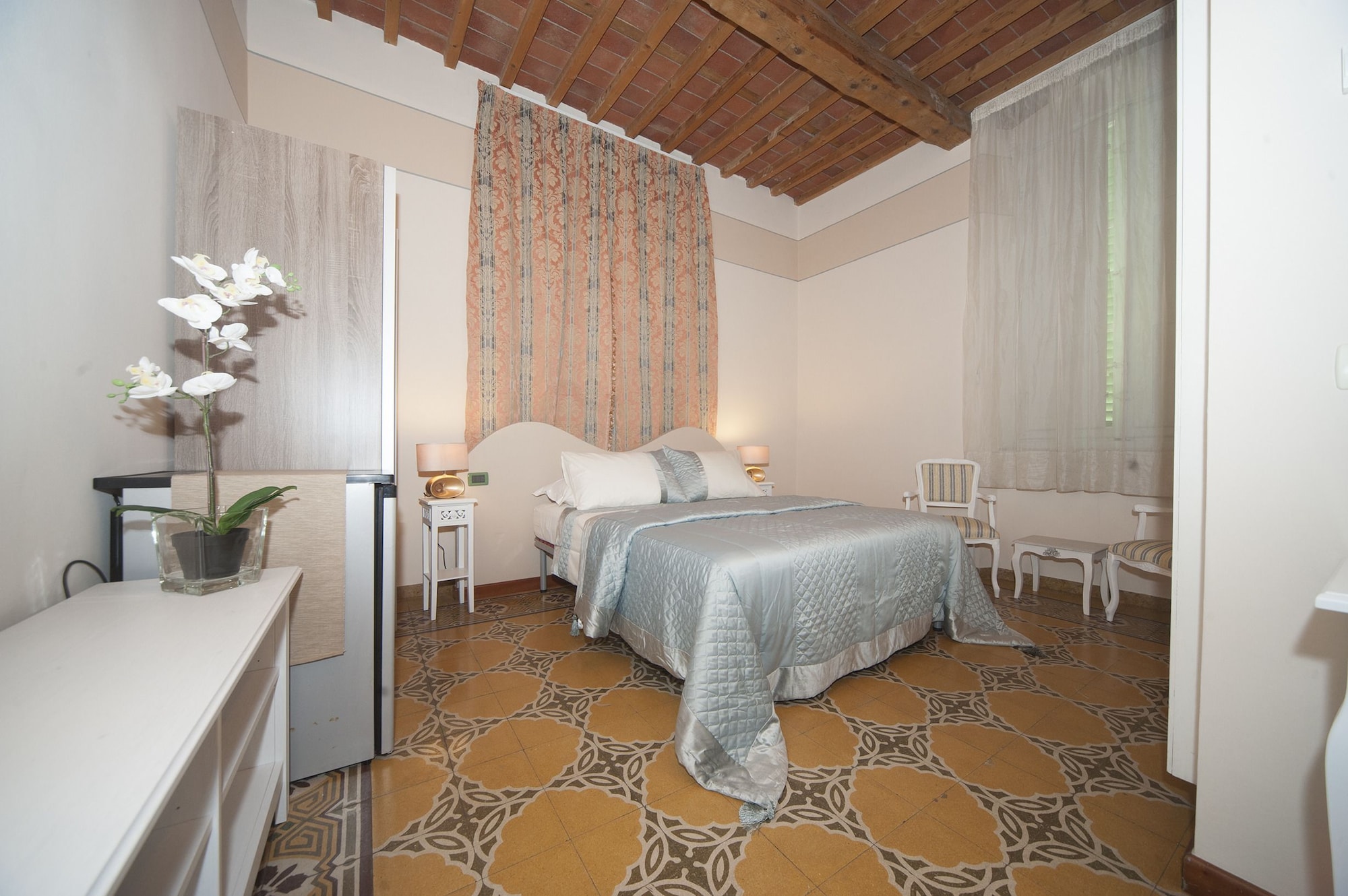 غرفة بسرير مزدوج، Lucca Relais 10/10