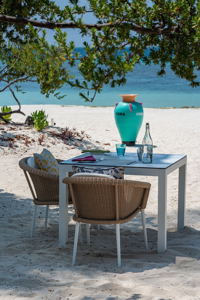 Cora Cora Maldives 37/50
