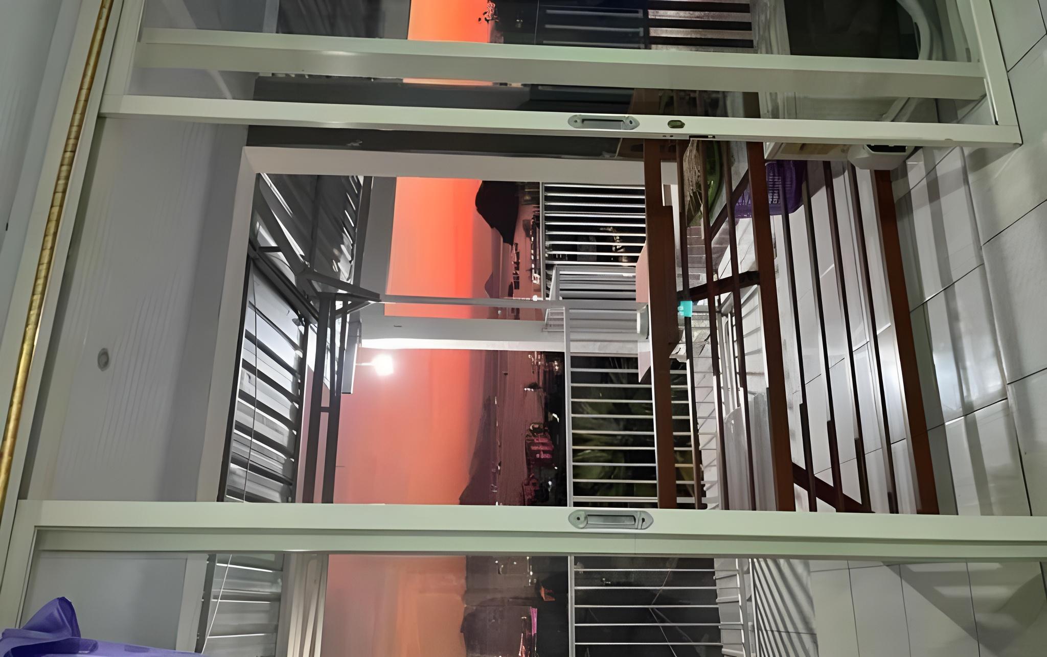 Mawar Hotel 2/34